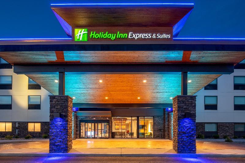 Holiday Inn Express & Suites - Camas By Ihg Exterior foto